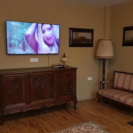 Апартаменти Casa Chiriac Брашов