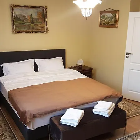 Casa Chiriac Апартаменти